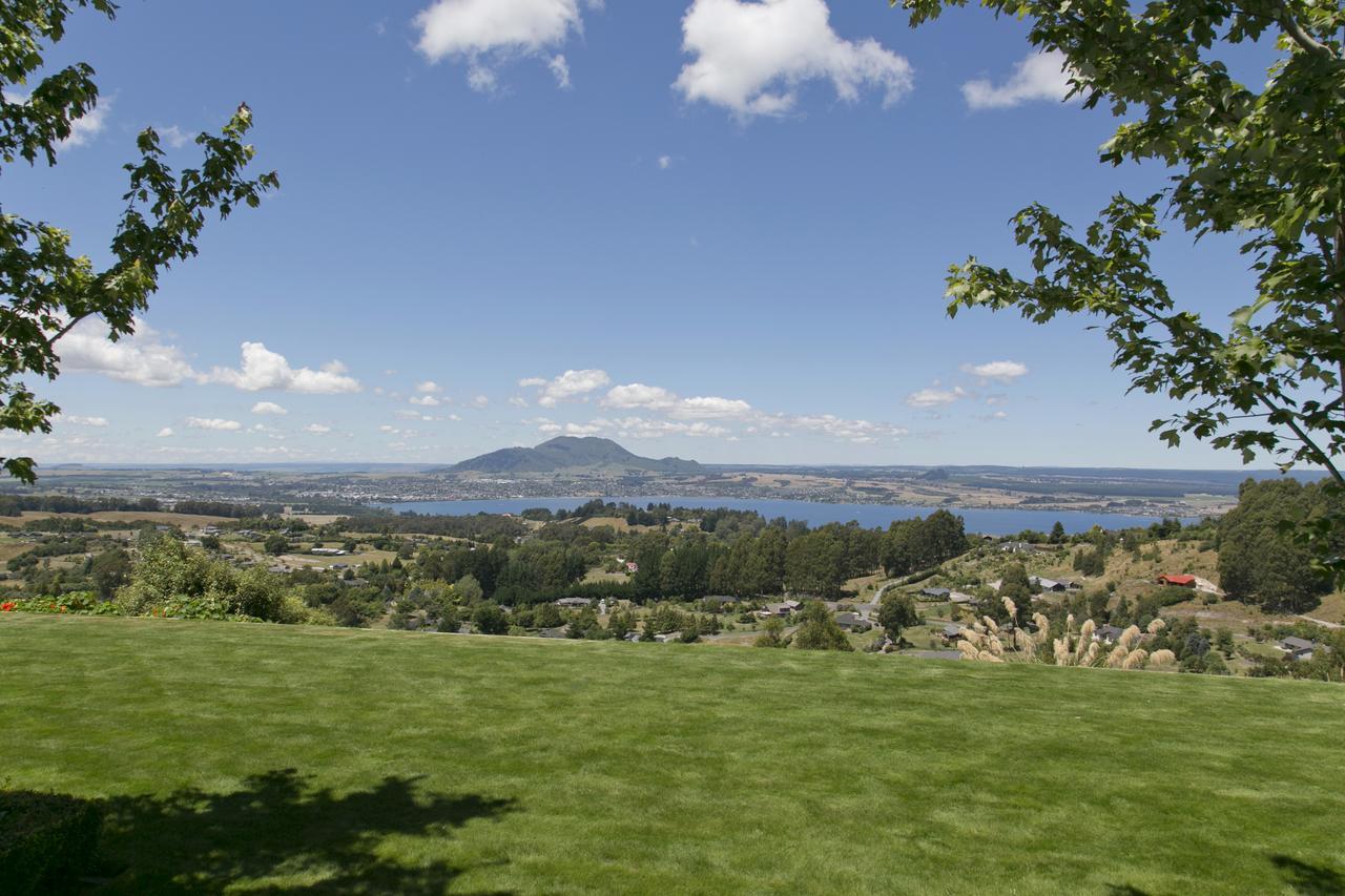 The Lakeview House Taupo Exterior photo