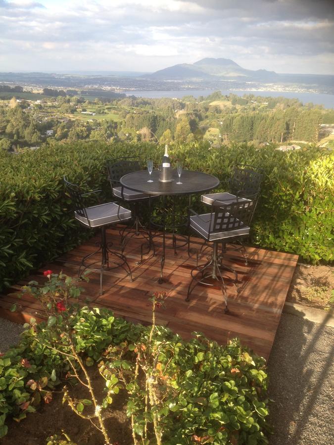 The Lakeview House Taupo Exterior photo